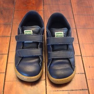 🎄Kids Puma tennis shoes